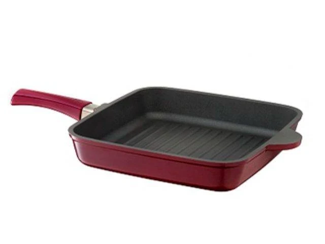 bifera essen linea marsala, color bordo. Ideal para realizar preparaciones grilladas como bifes o carnes asadas