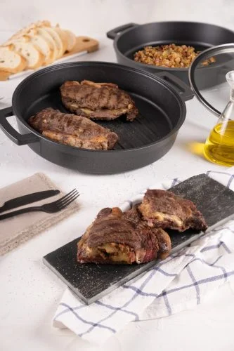 Carne mechada cocinada en olla Essen